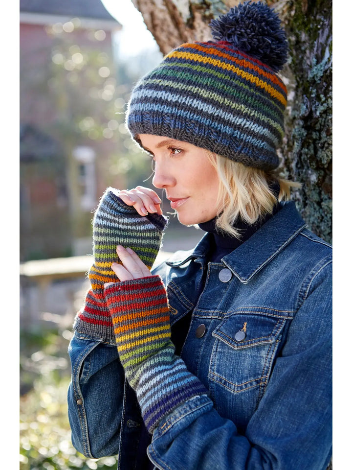 HAND KNITTED VANCOUVER BOBBLE BEANIE