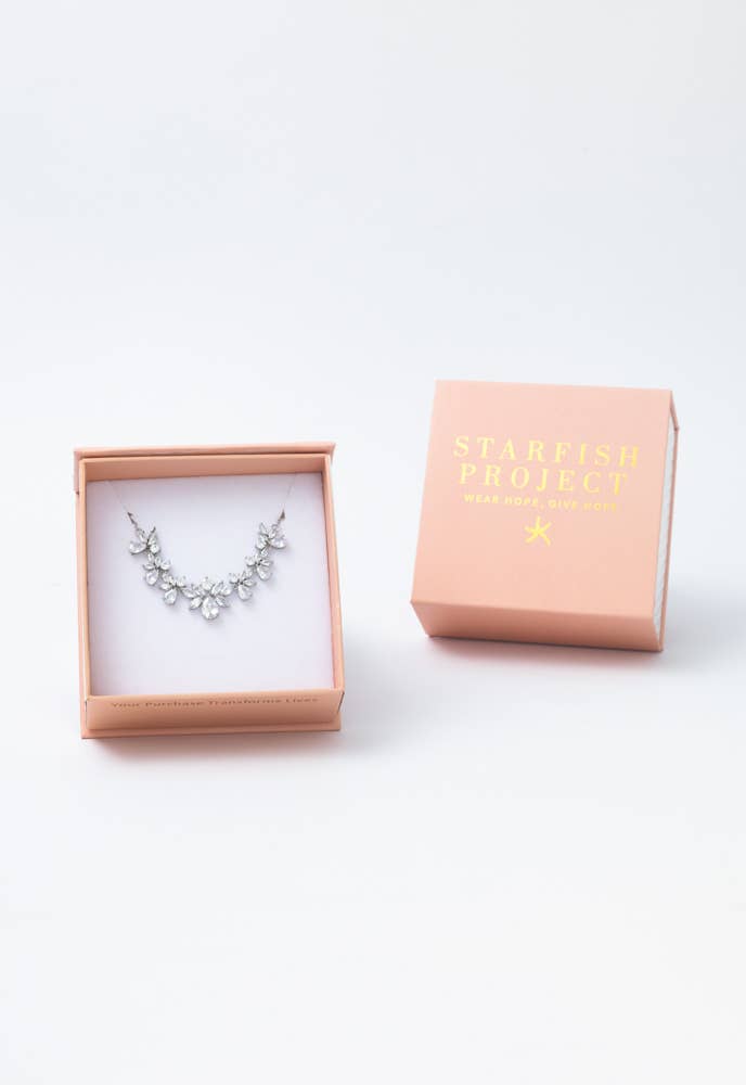 GLITTERING GARLAND PLATINUM ZIRCON NECKLACE