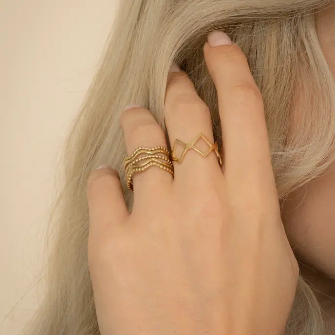 STARFISH GOLD CROWN RING