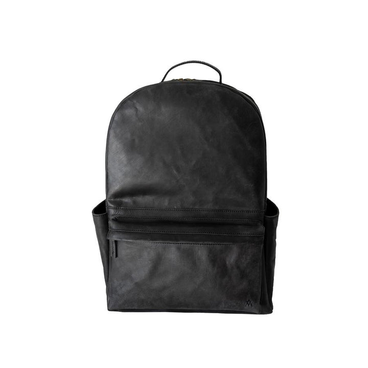 THE TRAVELER BACKPACK