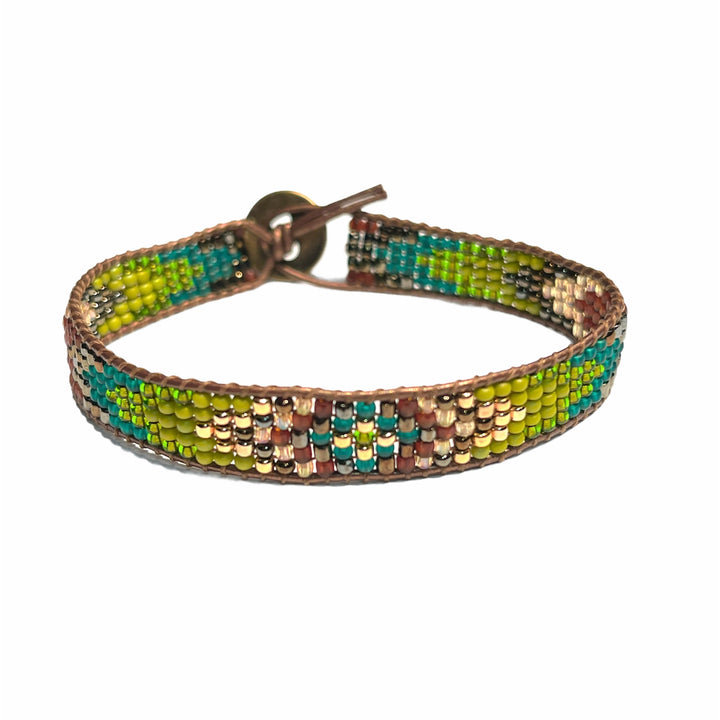 GOLD + GLASS BEADED BRACELET