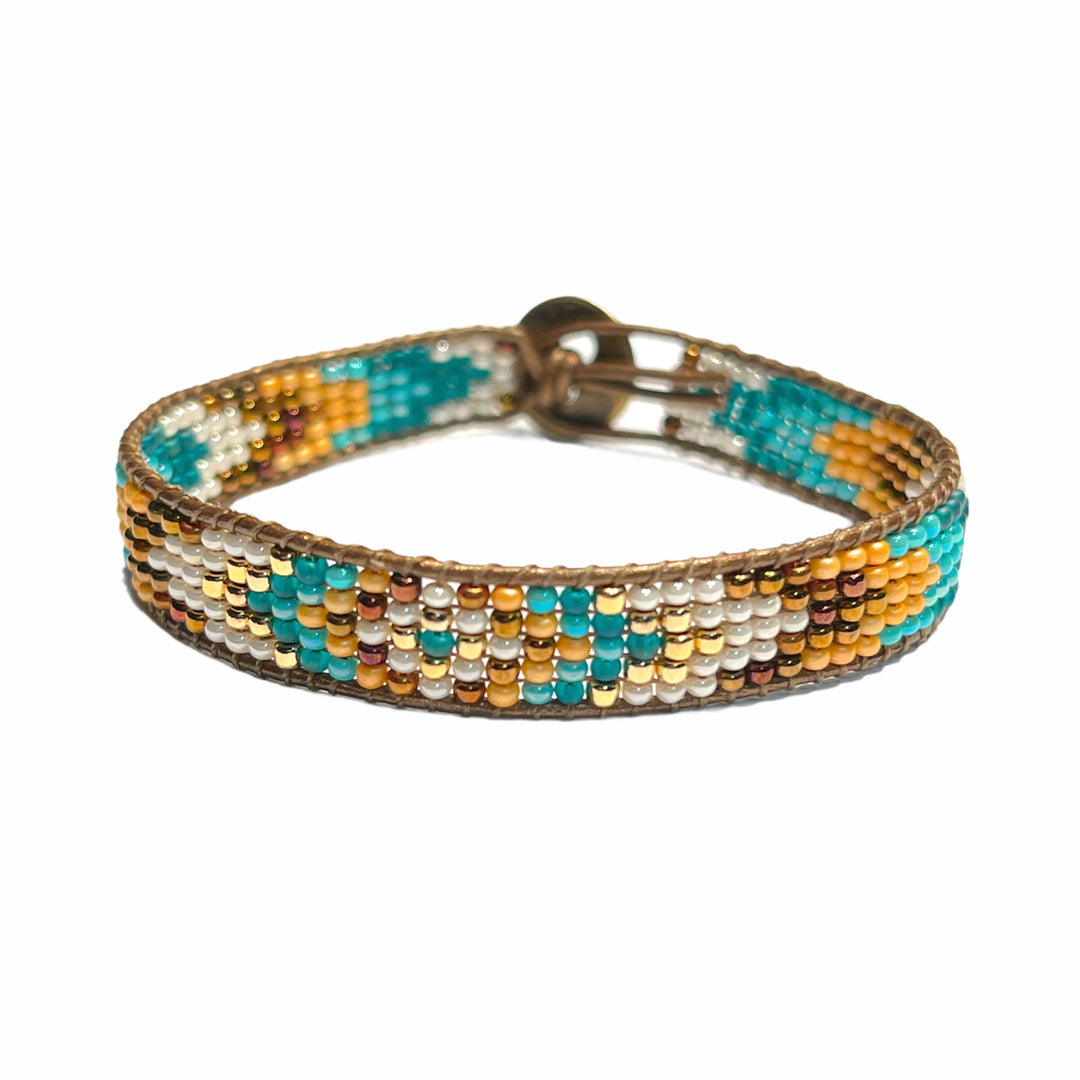 GOLD + GLASS BEADED BRACELET