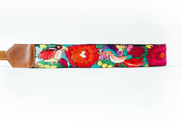 SAGALA ADJUSTABLE CAMERA STRAP