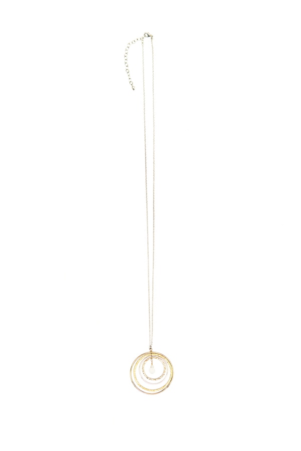 LAYERED LOOP NECKLACE