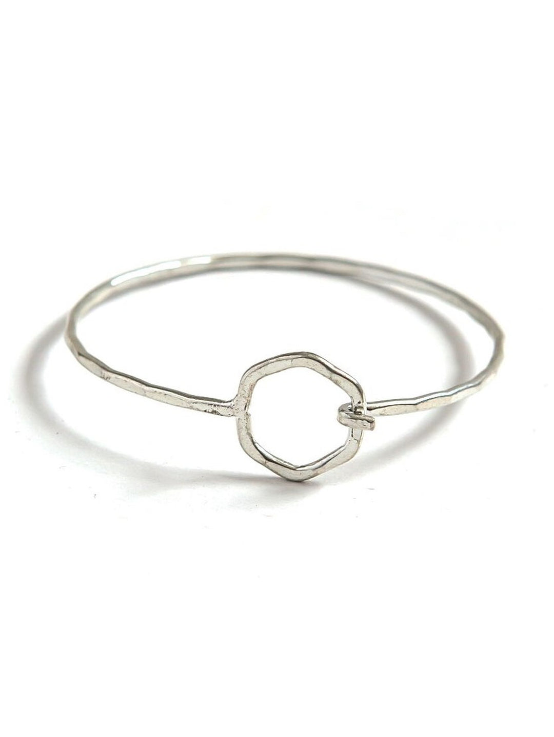 HEXAGON CLASP HAMMERED BRACELET