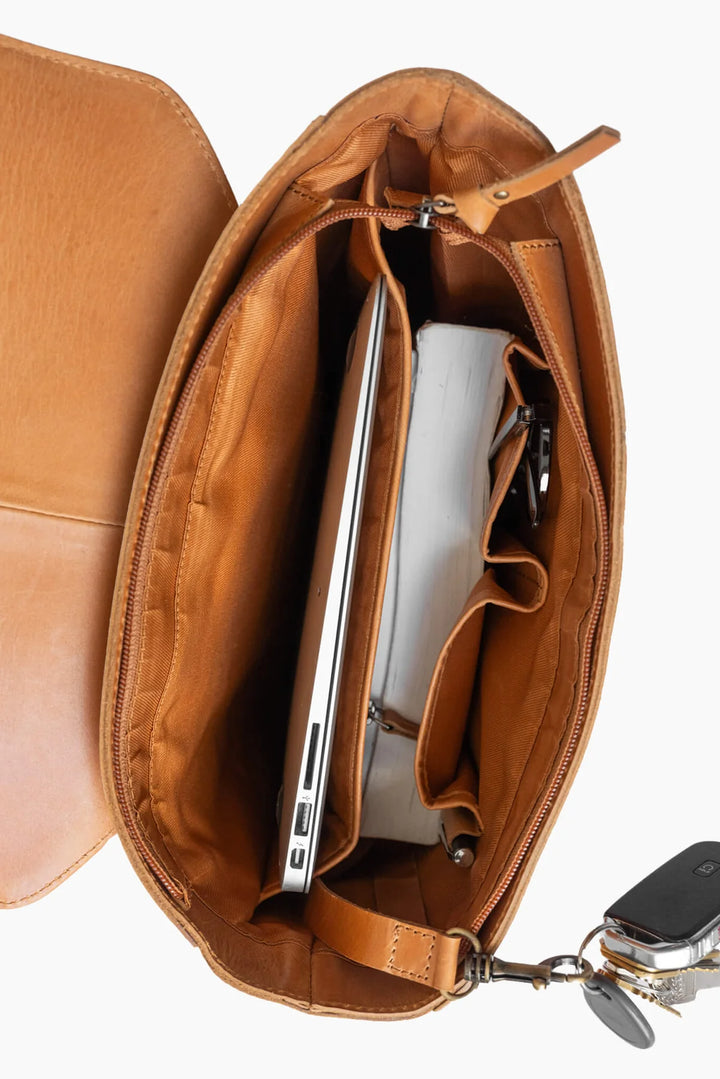 ATLAS SLIM BACKPACK