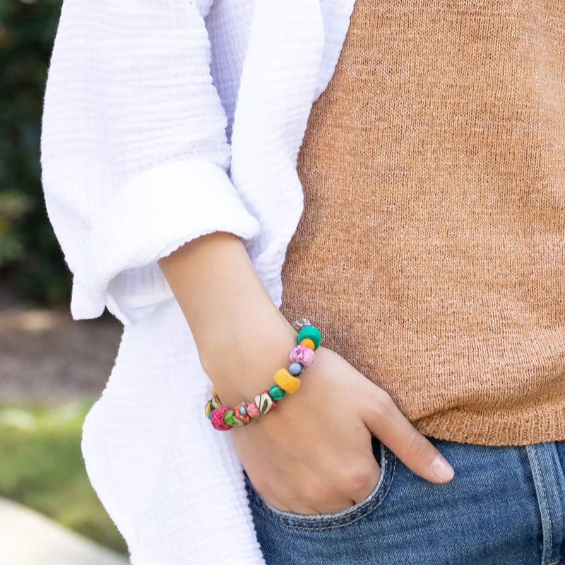 SQUARE ROUND BEAD KANTHA BRACELET