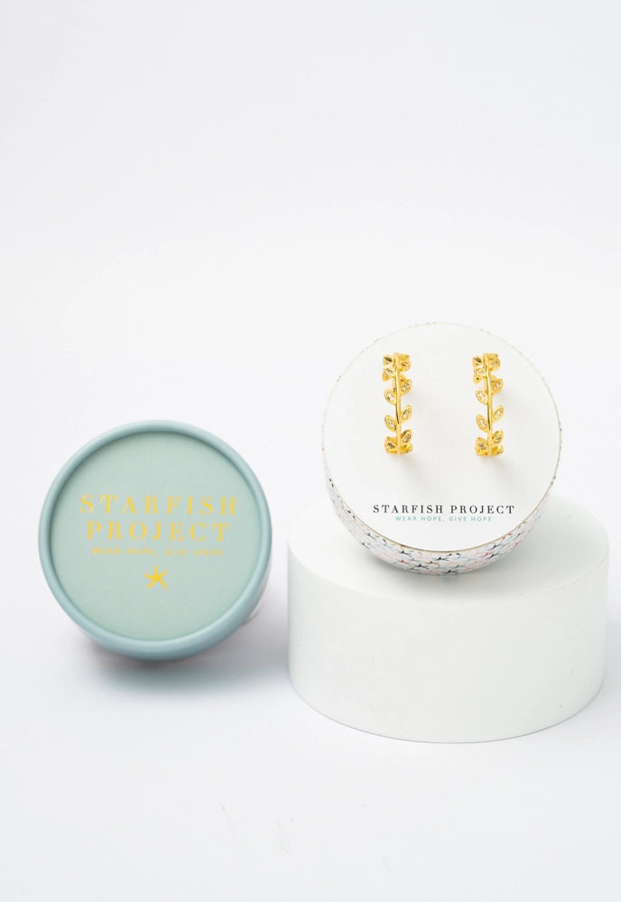 GOLDEN GARLAND EARRINGS