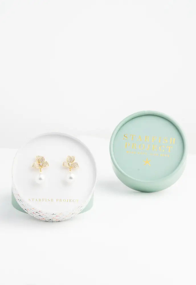 NATURAL TREASURES PEARL EARRINGS