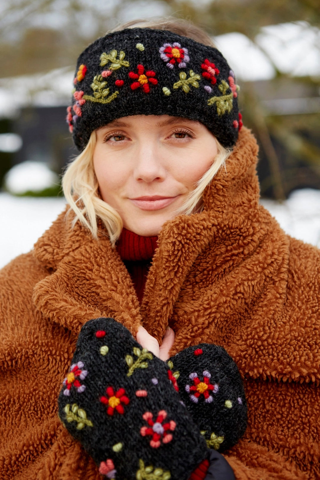 HAND KNITTED HEADBAND EAR WARMER: BLOOM