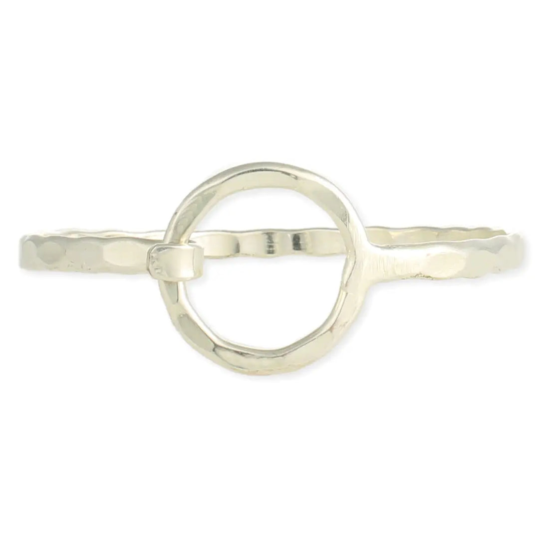 CIRCLE CLASP HAMMERED BRACELET