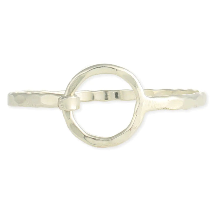 CIRCLE CLASP HAMMERED BRACELET