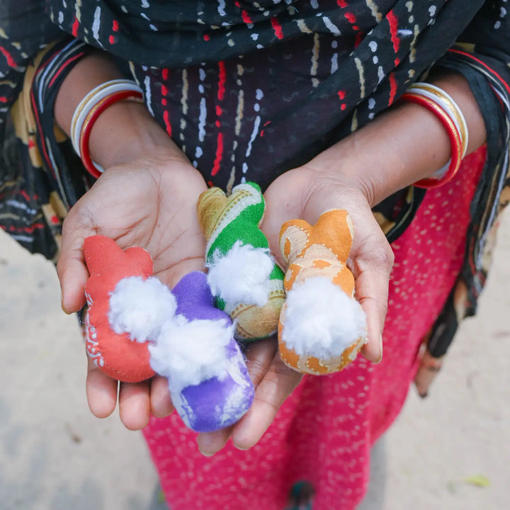 KANTHA EASTER BEAD GARLAND