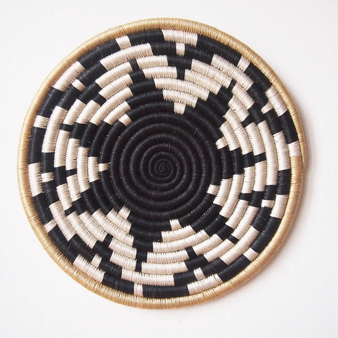 CHWELE TRIVET