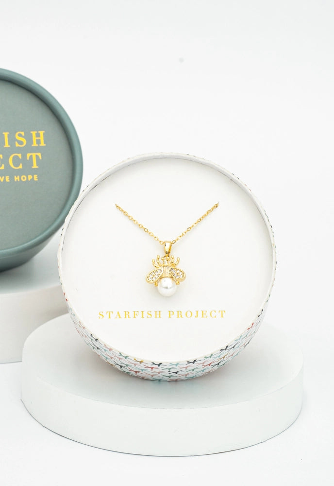 STARFISH BEE PEARL NECKLACE