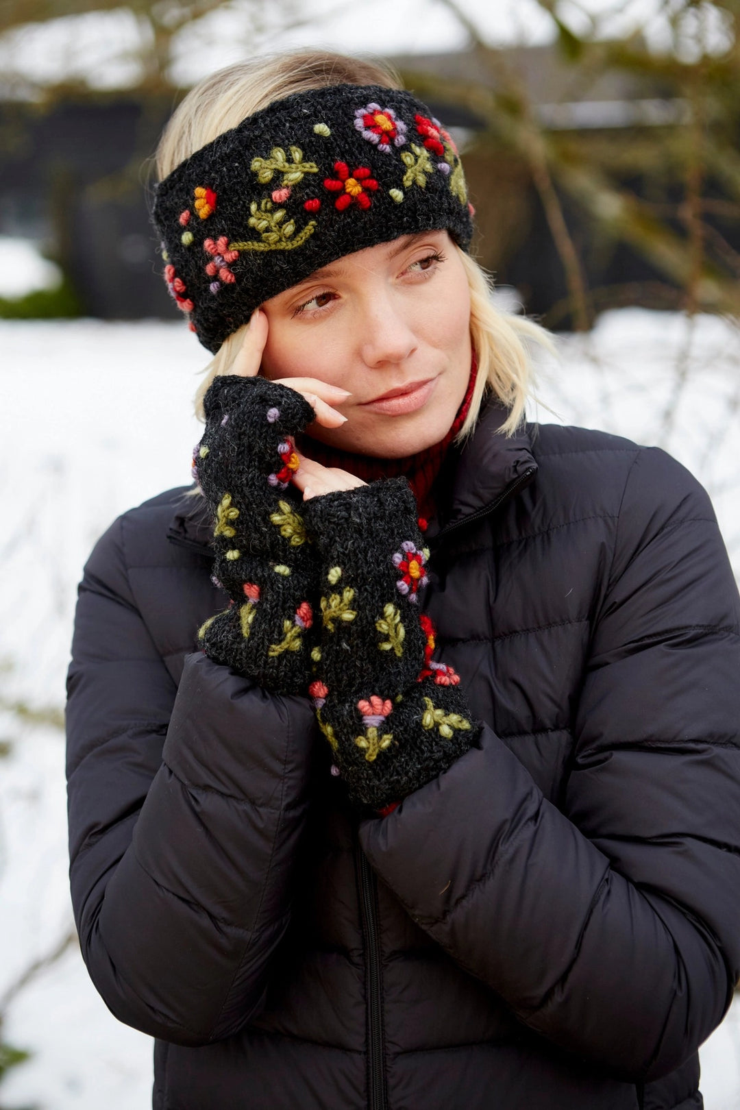 HAND KNITTED HEADBAND EAR WARMER: BLOOM