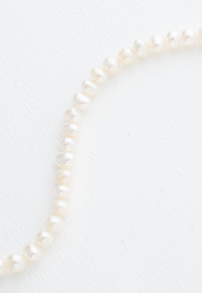 CULTURED PEARL NECKLACE