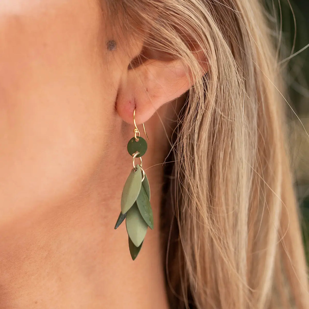 LAYERED LEAVES EARRINGS