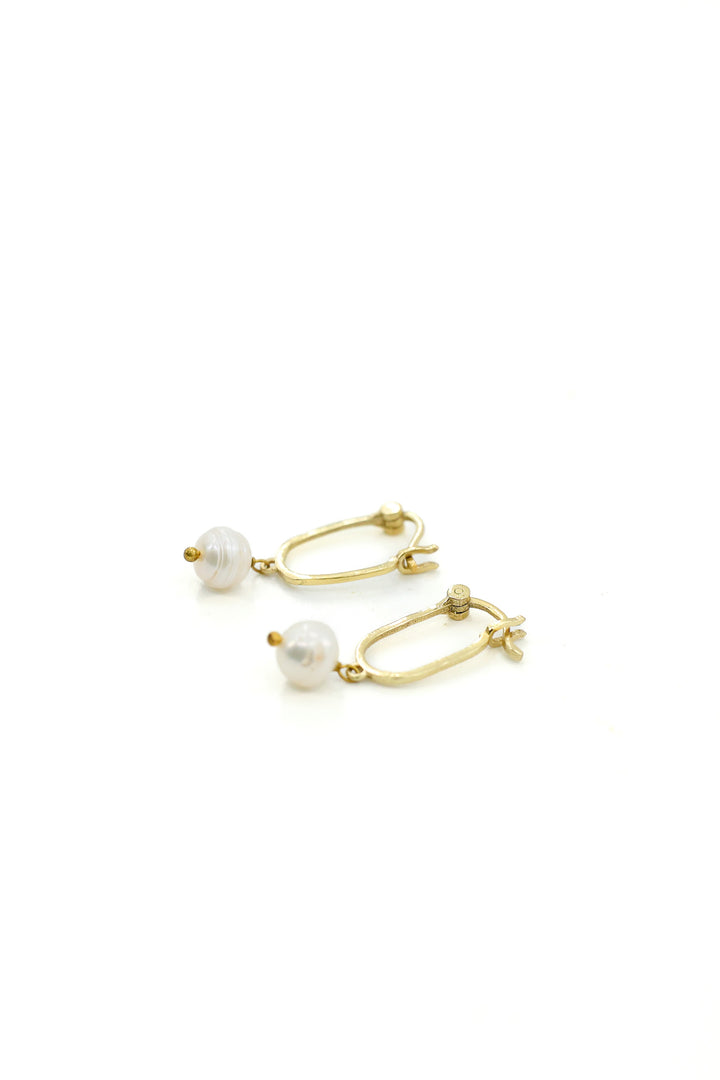 FRESHWATER PEARL DANGLE EARRINGS