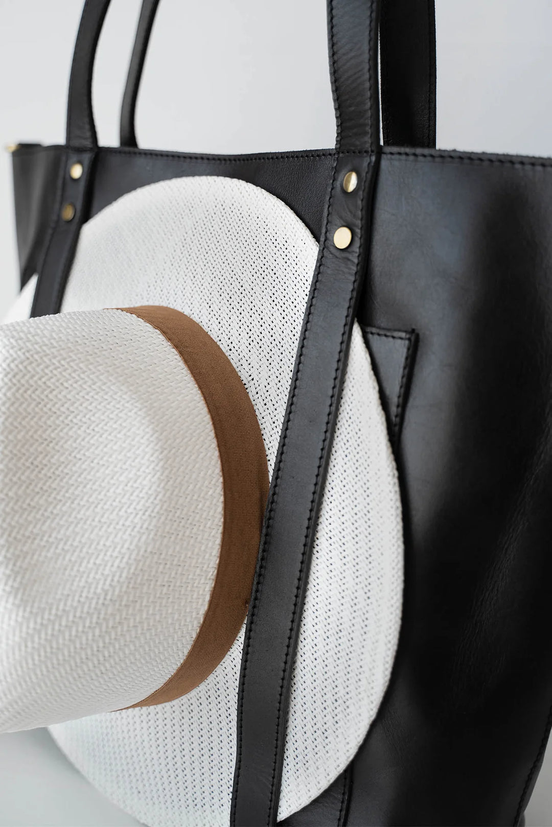 ABUNDANCE TRAVEL TOTE