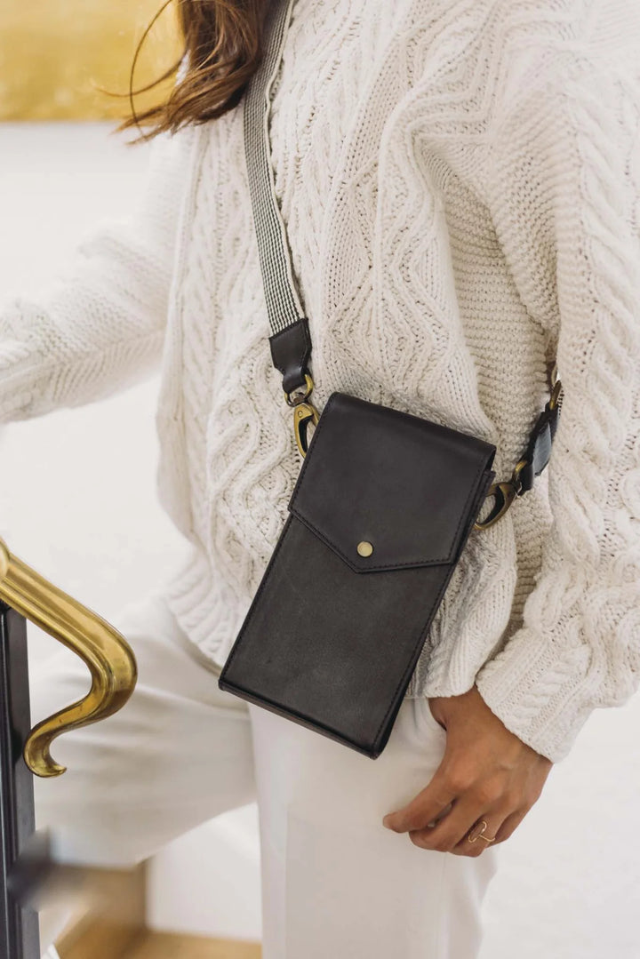 EURO PHONE CROSSBODY PURSE
