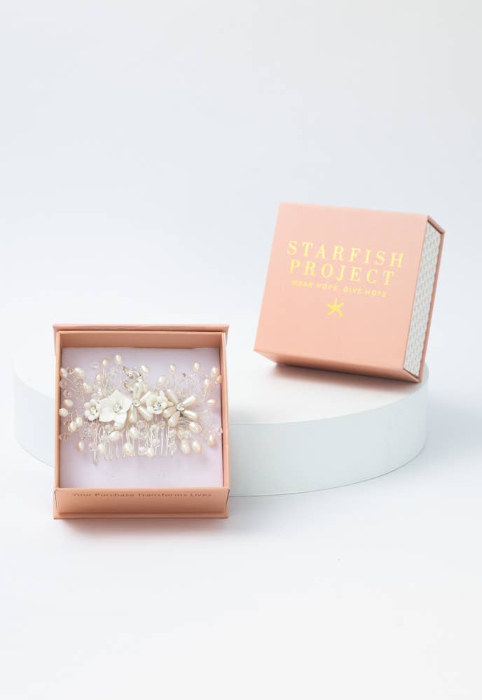 PEARL & CRYSTAL BLOOM BRIDAL COMB