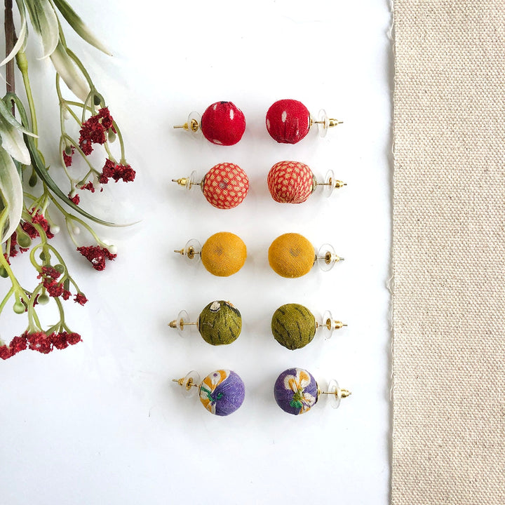 KANTHA BETTY POST STUD EARRINGS
