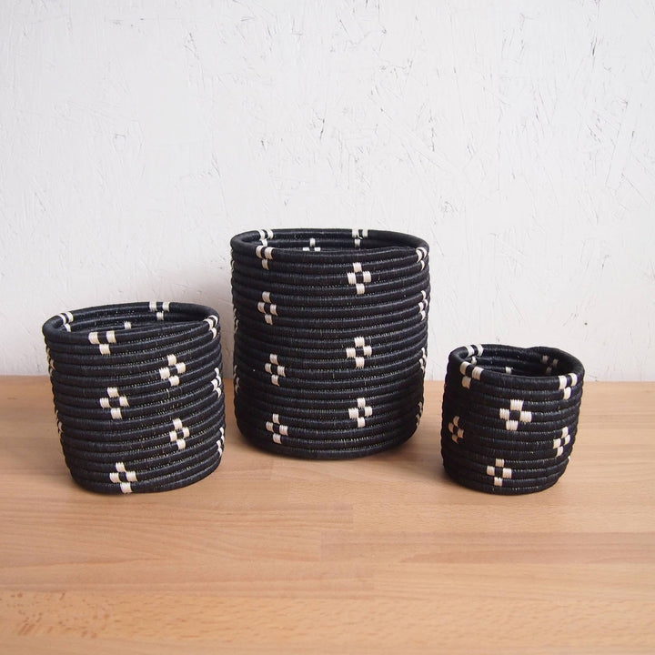 MUNAZI BASKET PLANTERS