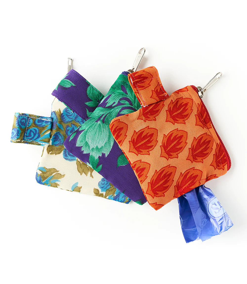UPCYCLED DOG WASTE BAG DISPENSER