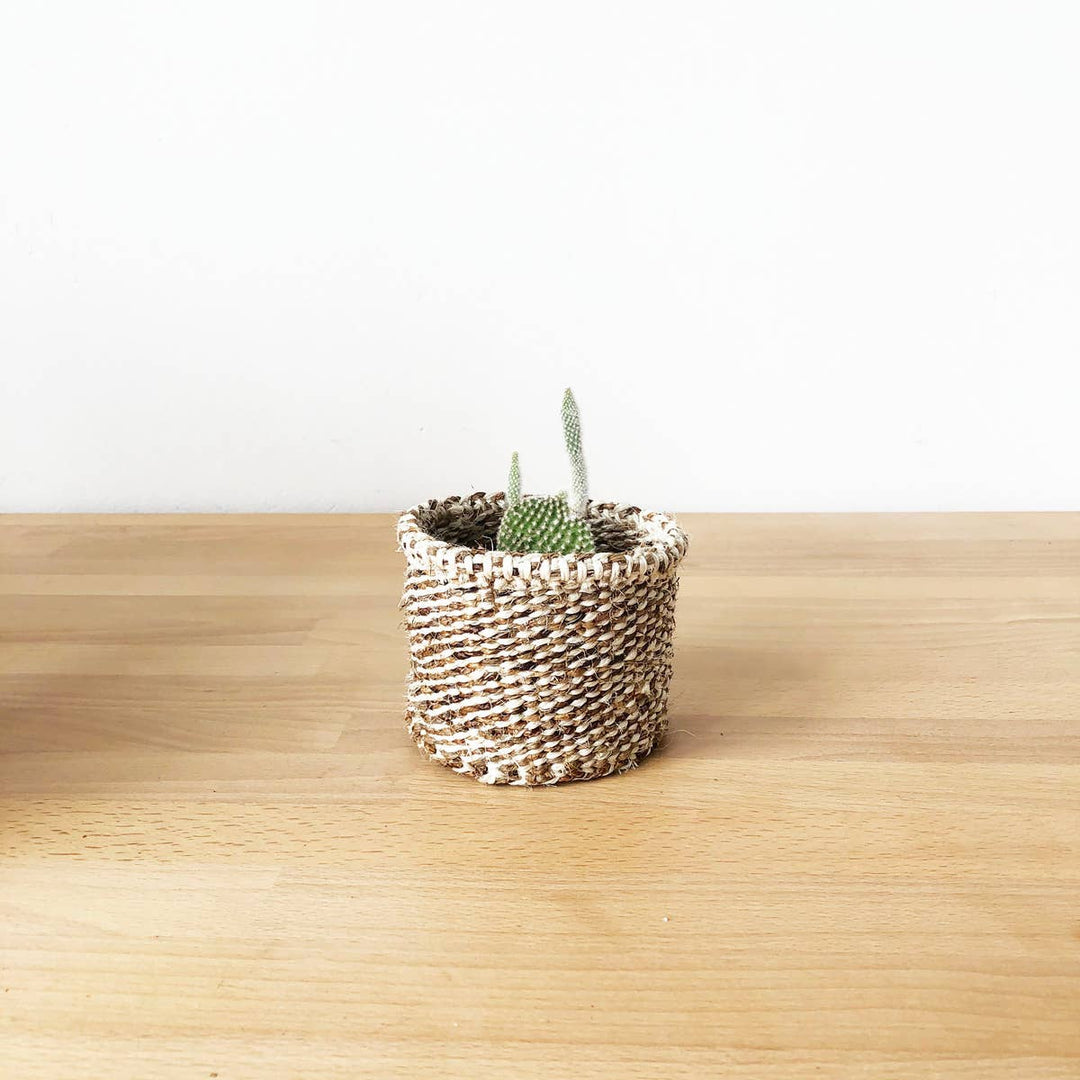 BANANA LEAF BASKET