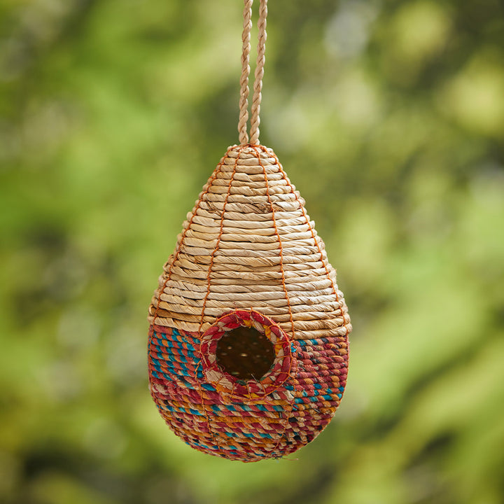 AIRBNB SARI BIRDHOUSE