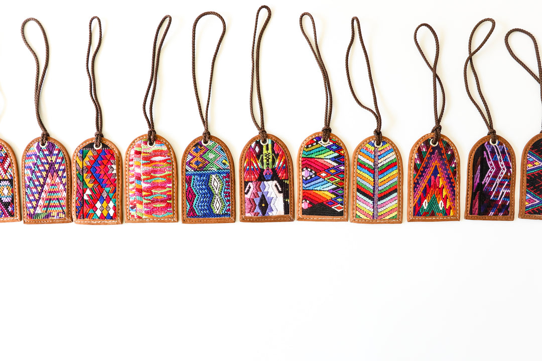 LUGGAGE TAGS