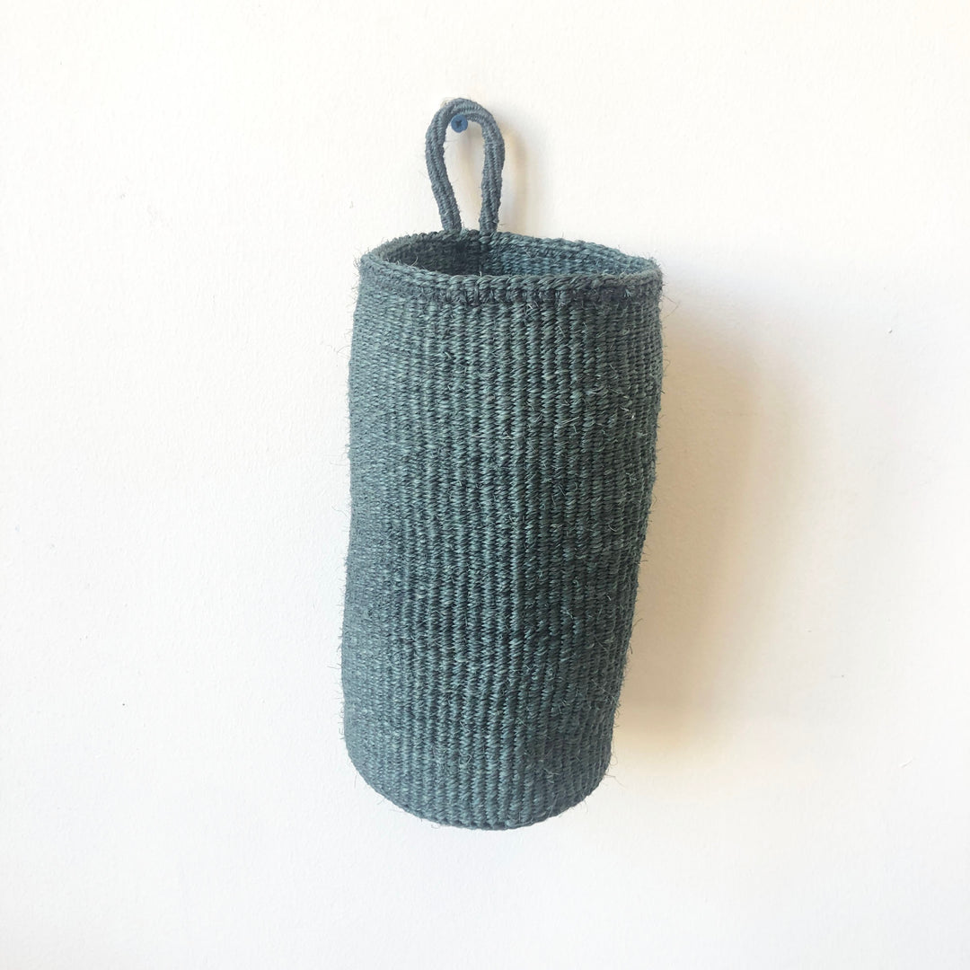 HANGING WALL BASKET