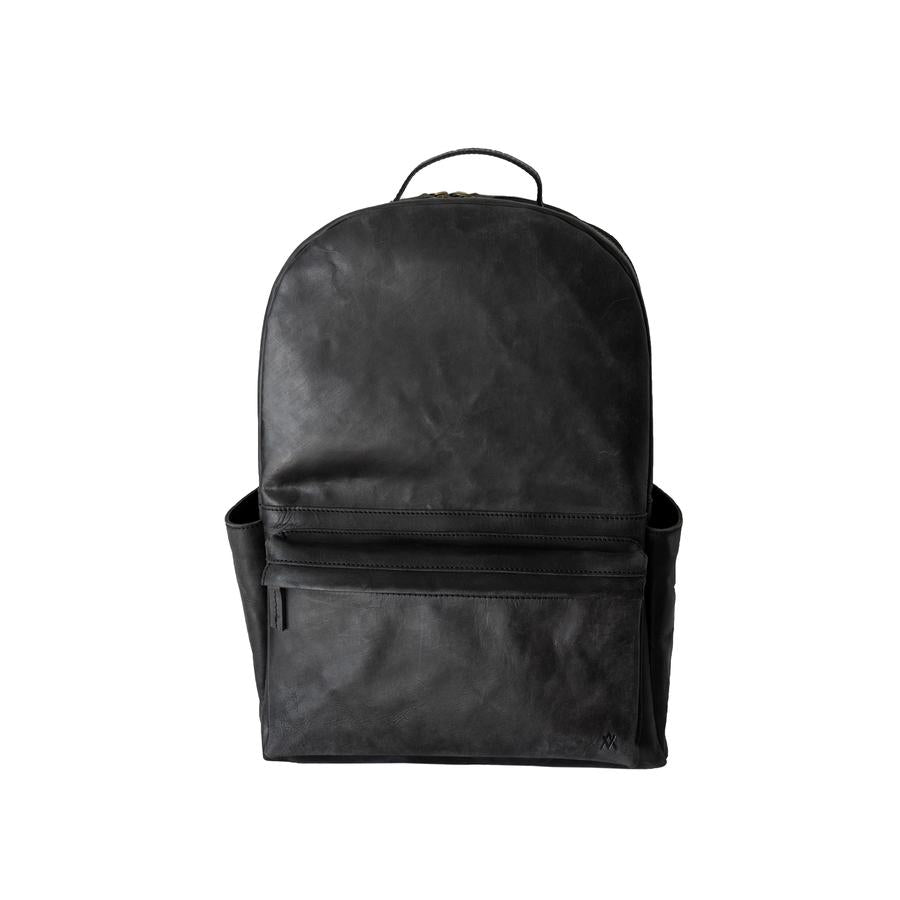 THE TRAVELER BACKPACK