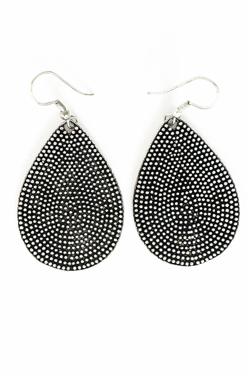 DOTTED TEAR DROP EARRINGS