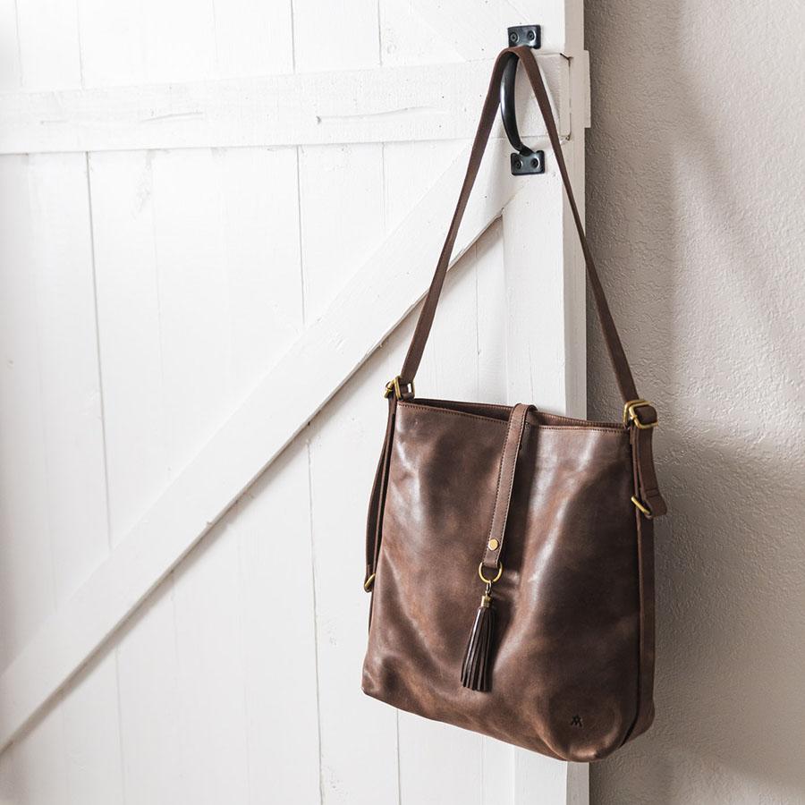 LEATHER SLINGBACK