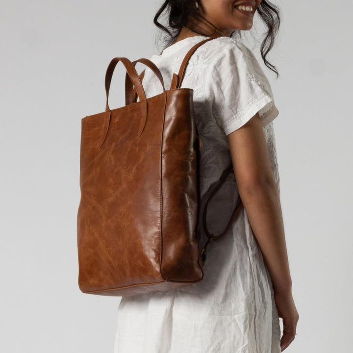 LEATHER TOTE PACK: CHOCOLATE