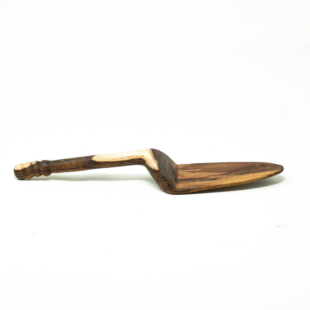 HAND CARVED WOOD FARMHOUSE PIE SERVER