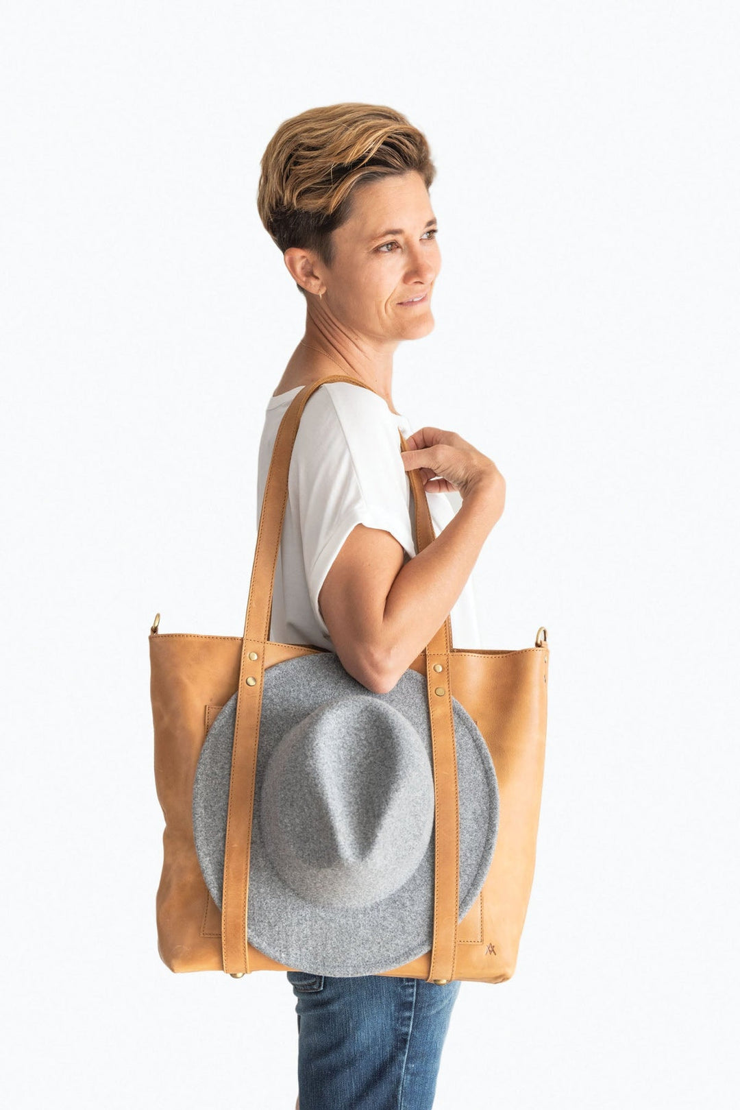 ABUNDANCE TRAVEL TOTE