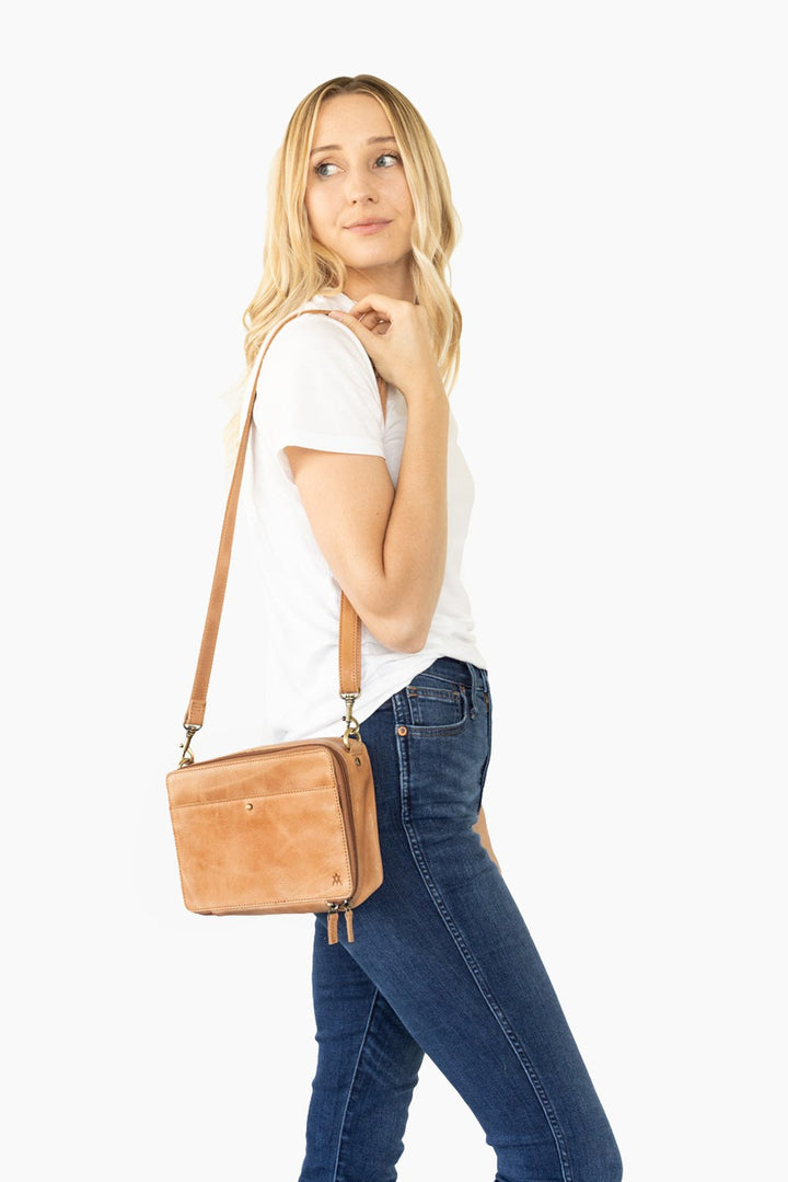 NOMAD LEATHER CROSSBODY BAG