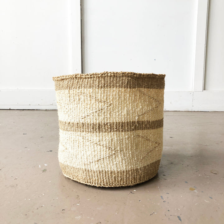 SAND + STONE BASKET
